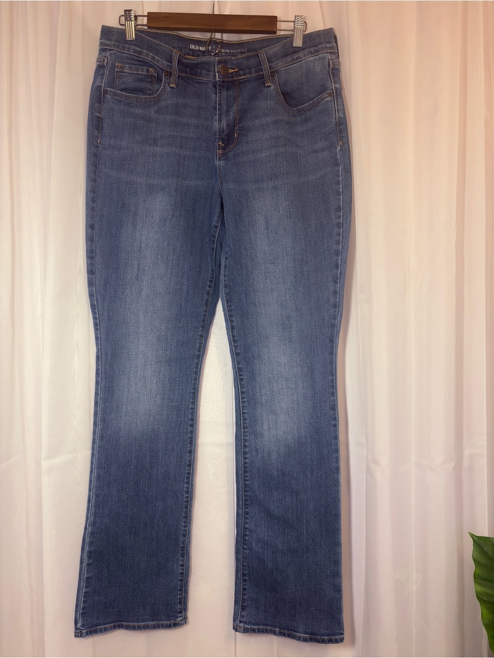 Old Navy Women's Boot Cut Jeans Curvy Profile Tall Medium Wash 12 Long